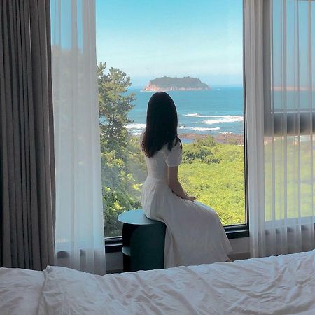 Hotel Seogwipean ซอกวีโพ ภายนอก รูปภาพ