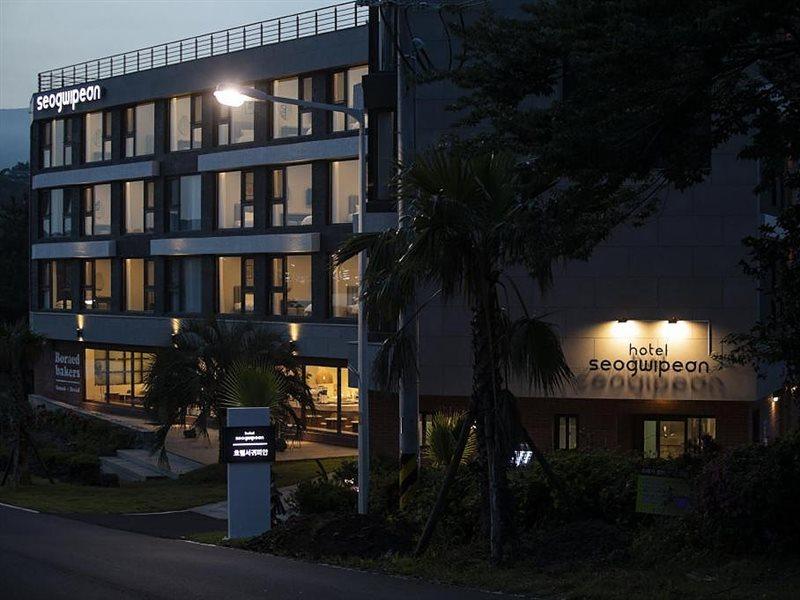 Hotel Seogwipean ซอกวีโพ ภายนอก รูปภาพ