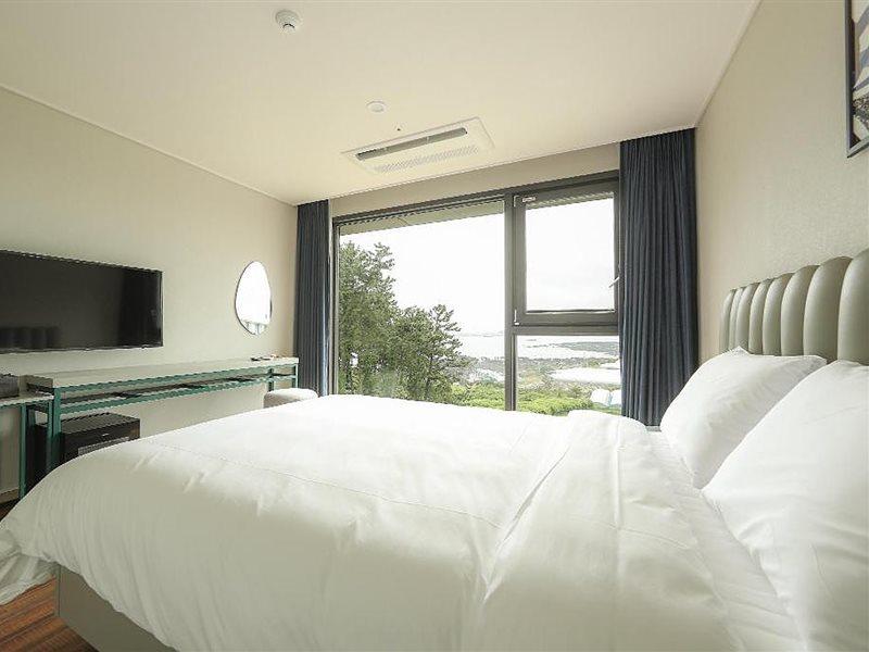 Hotel Seogwipean ซอกวีโพ ภายนอก รูปภาพ